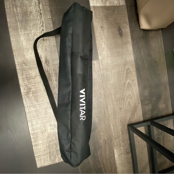 Vivitar 67" photo/video adjustable tripod, Vivitar 67" adj tripod - Picture 6 of 11